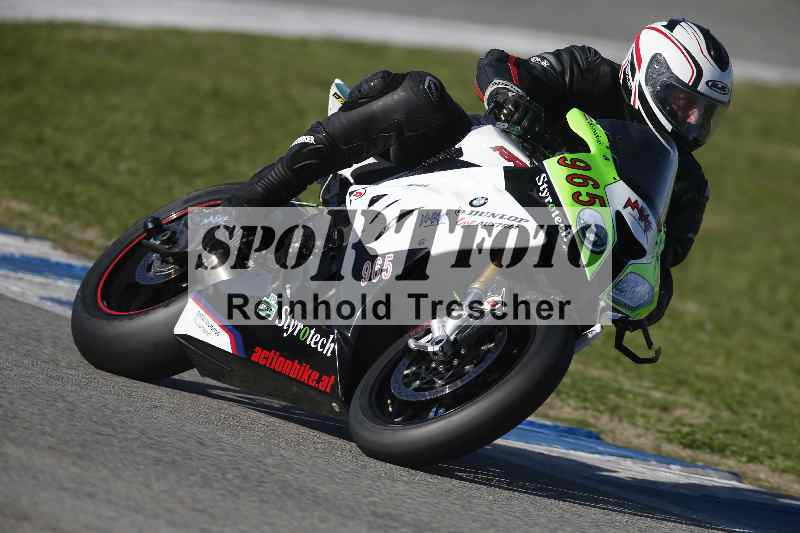 /Archiv-2024/02 29.01.-02.02.2024 Moto Center Thun Jerez/Gruppe gruen-green/965